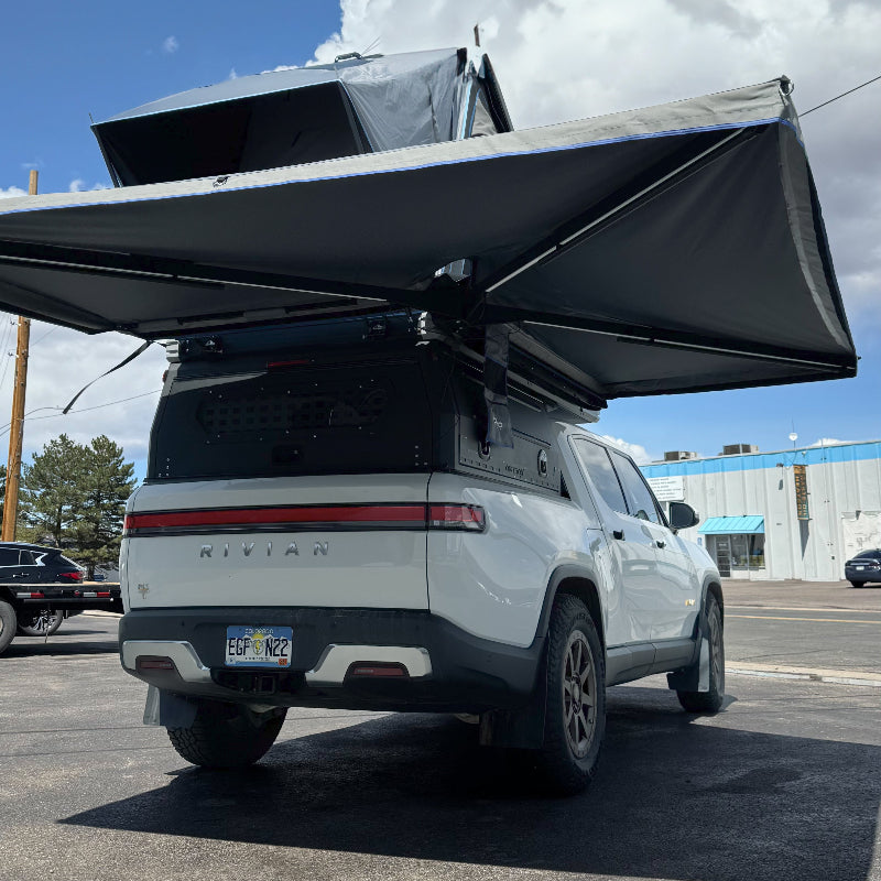 Free Standing 270-Degree Awning